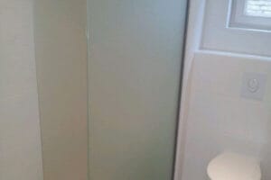 Douchewand mat glas - professionele glaszetter