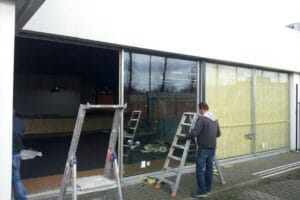 Glazen pui bedrijfspand Eindhoven